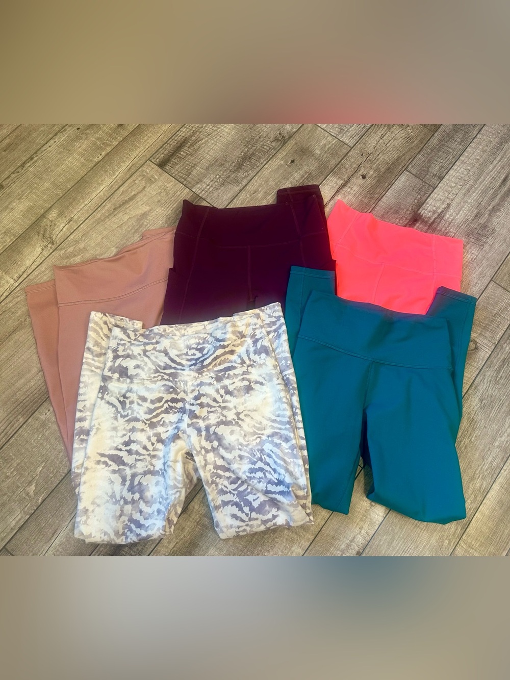 Fabletics Leggings Bundle — 5 pair (EXCELLENT CONDITION)